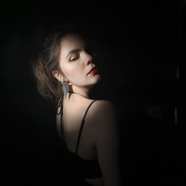 Қыз бірінші рет жыныстық қатынасқа түседі