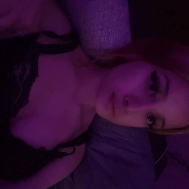 ВКонтакте желісіндегі колготкидегі сексуалды